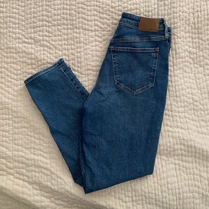 Madewell Curvy Vintage Jean in Medium Wash